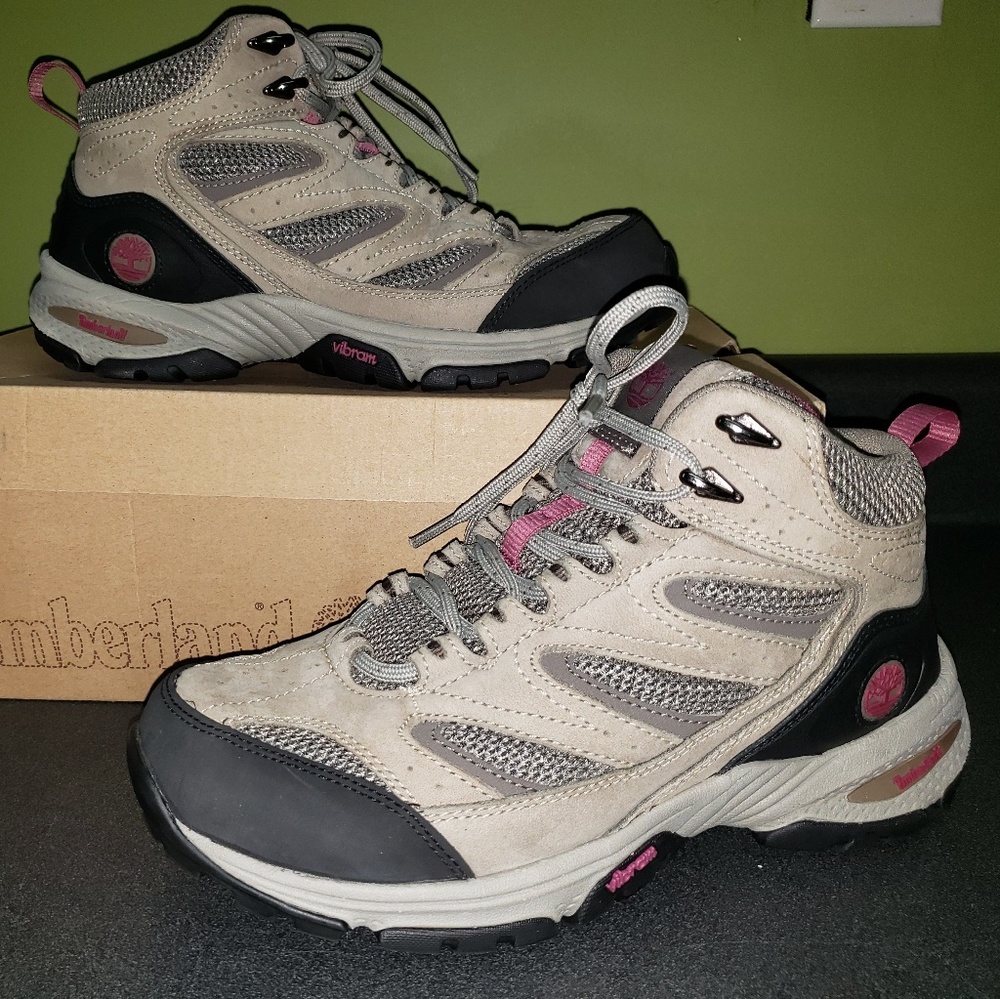 Timberland hiking boots size 8.5 med